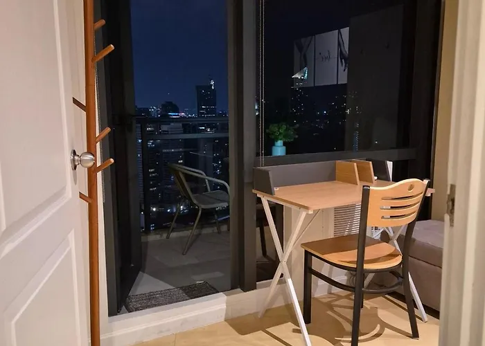 Apartamento 1br In Makati Ph, Tv, Infinity Pool, Sunset View, Mall Access *
