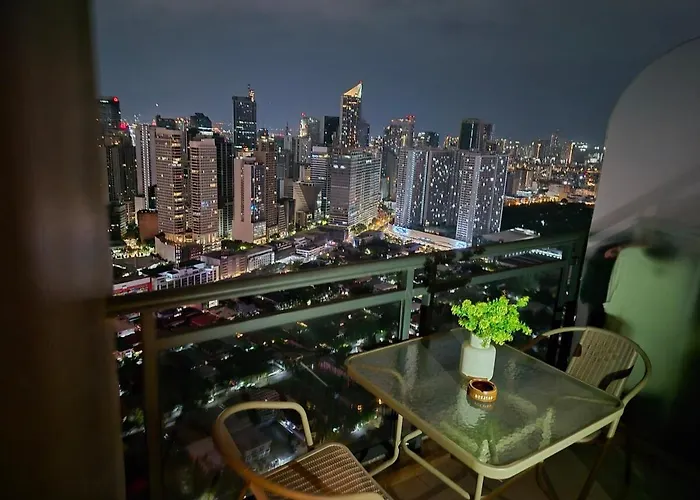 1br In Makati Ph, Tv, Infinity Pool, Sunset View, Mall Access Apartamento Manila