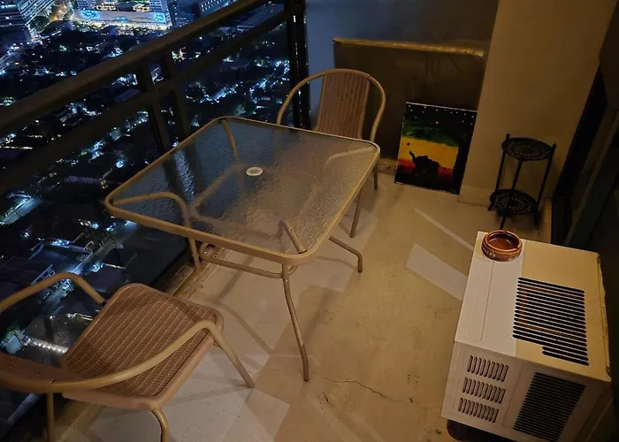 1br In Makati Ph, Tv, Infinity Pool, Sunset View, Mall Access Apartamento