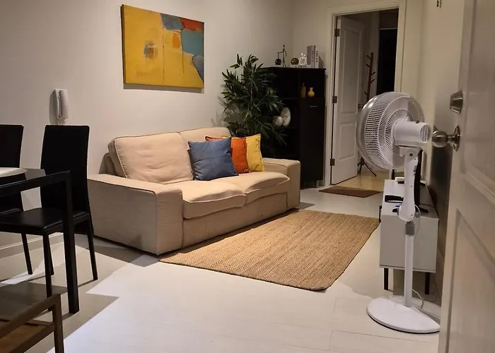 1br In Makati Ph, Tv, Infinity Pool, Sunset View, Mall Access Apartamento